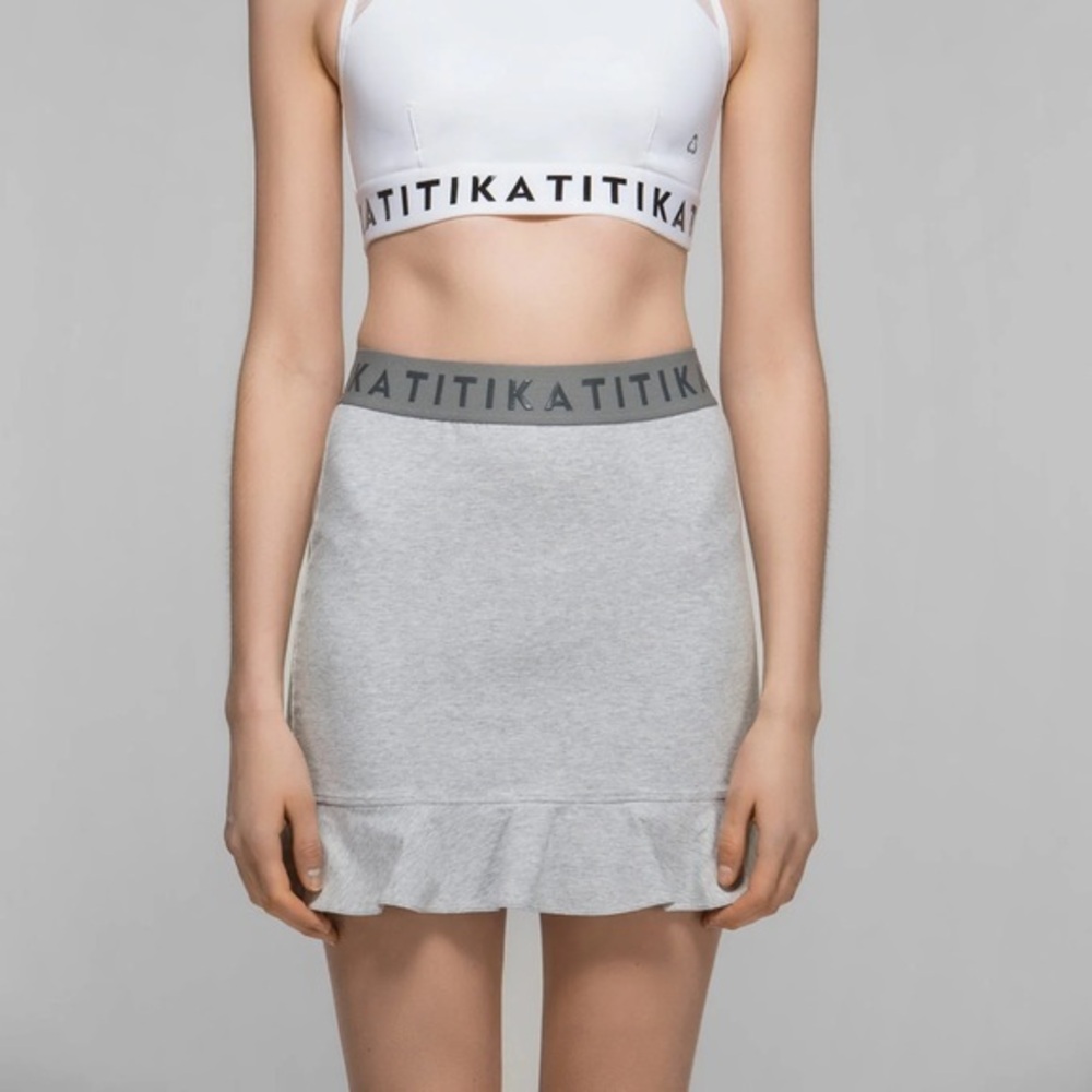 Titika Active Couture Trina Skirt – Size S (Heather Gray)